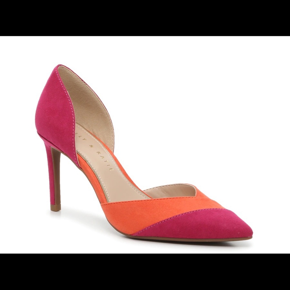 Kelly & Katie Bendia Heel